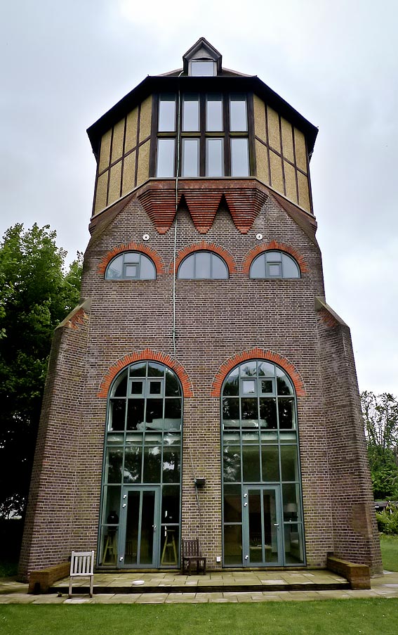 Elspeth Beard Architects - Felton Water Tower